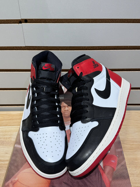 Jordan 1 Retro High OG Black Toe Reimagined Sz 11