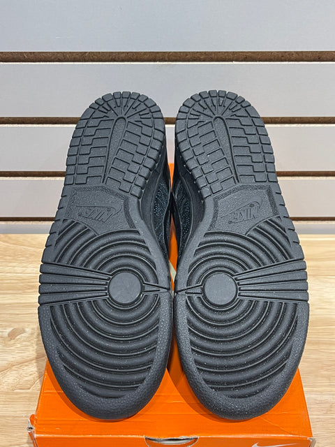 Nike Dunk Low Black/Black (Women's) Sz 8.5M/10W