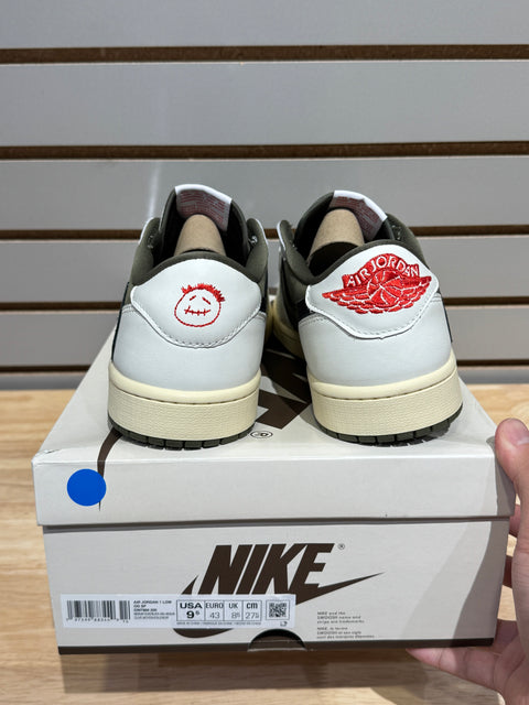 Jordan 1 Retro Low OG SP Travis Scott Medium Olive Sz 9.5