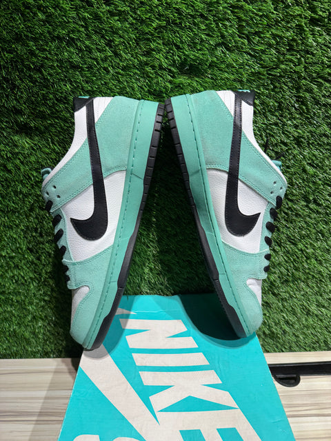Nike SB Dunk Low Sea Crystal Sz 13