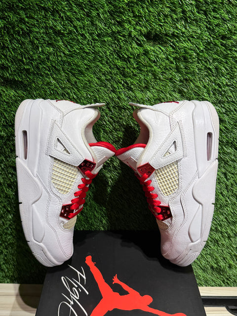 Jordan 4 Retro Metallic Red (GS) Sz 5.5Y