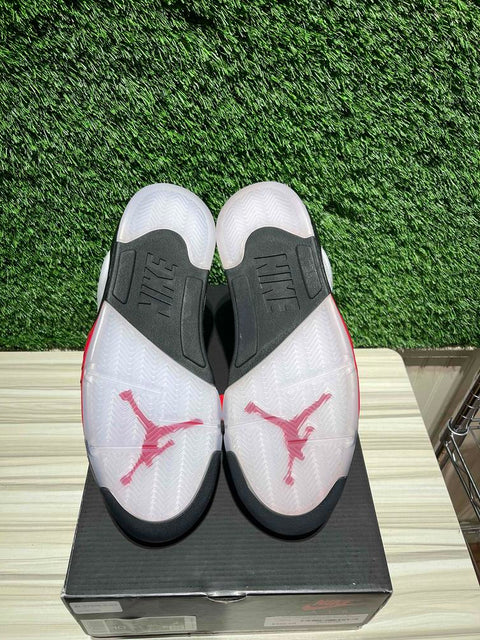 Jordan 5 Retro Fire Red Silver Tongue (2020) Sz 10M