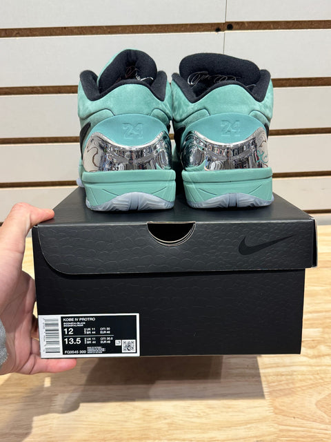 Nike Kobe 4 Protro Girl Dad Sz 12