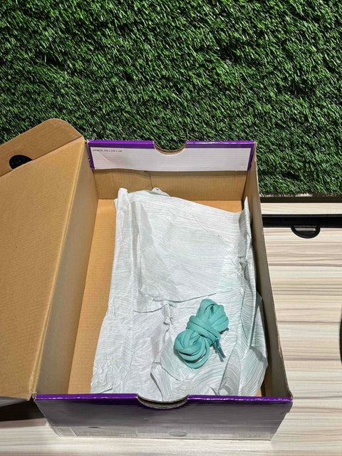 Nike SB Dunk Low Orange Emerald Rise Sz 13M