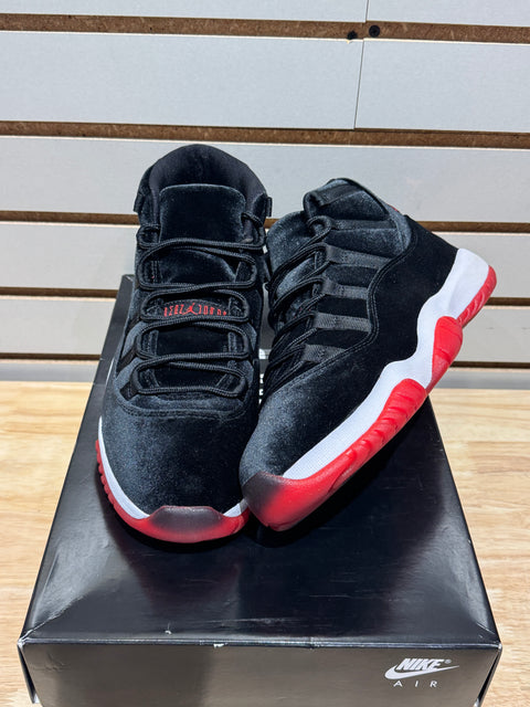 Jordan 11 Retro Bred Velvet (Women's) Sz 8M