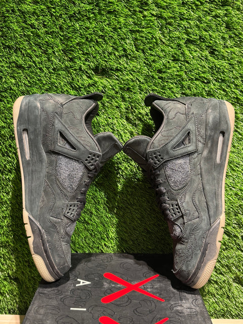 Jordan 4 Retro Kaws Black Sz 10.5