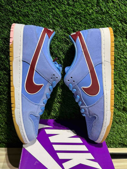 Nike SB Dunk Low Philadelphia Phillies Sz 11.5..