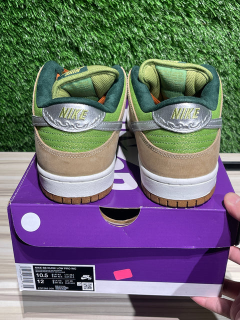 Nike SB Dunk Low Escargot Sz 10.5