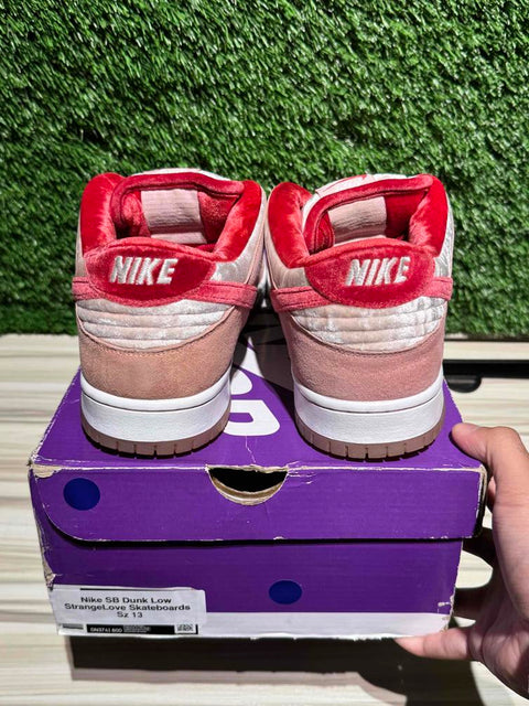 Nike SB Dunk Low StrangeLove Skateboards Sz 13M
