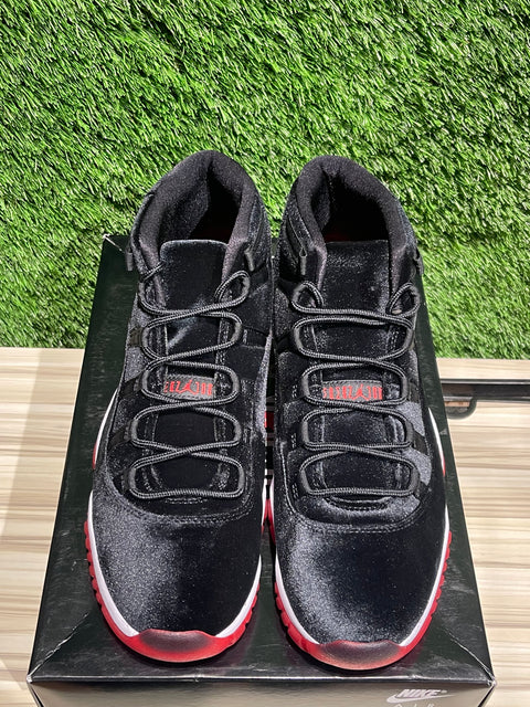 Jordan 11 Retro Bred Velvet (Women's) Sz 10.5M/12W