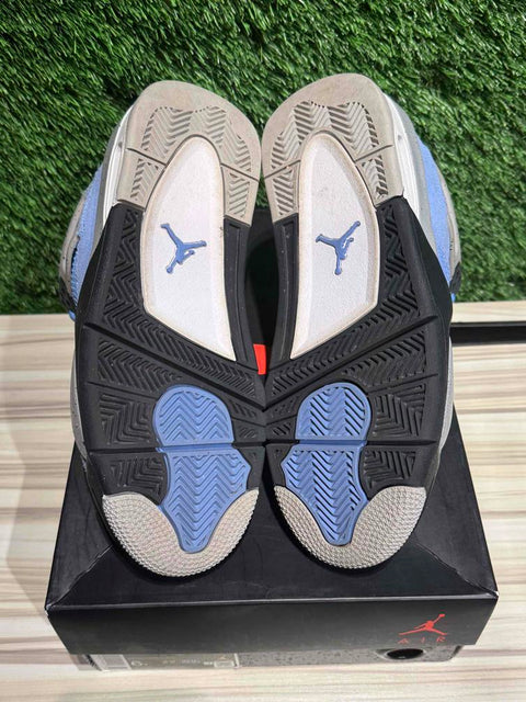 Jordan 4 Retro University Blue (GS) Sz 6Y/7.5W