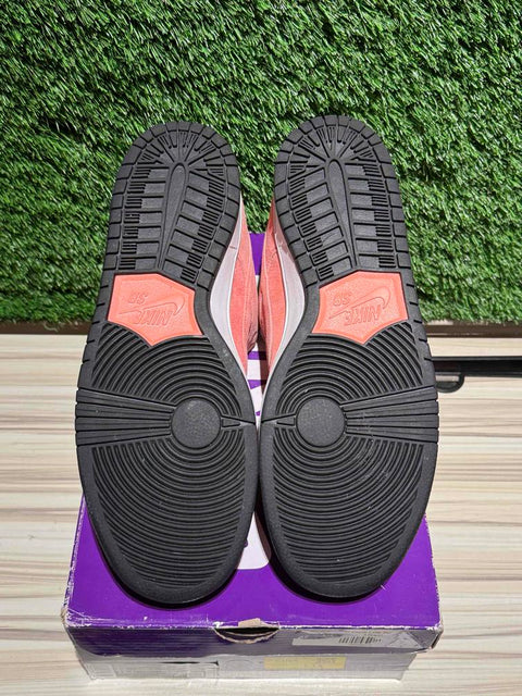 Nike SB Dunk Low Pink Pig Sz 13M