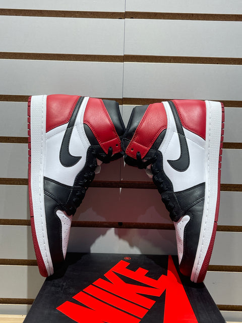 Jordan 1 Retro Black Toe (2016) Sz 10.5