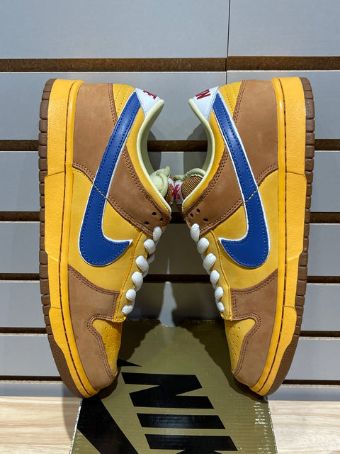 Nike SB Dunk Low Newcastle Brown Ale Sz 9