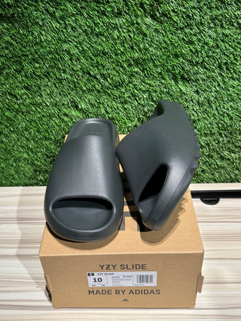 adidas Yeezy Slide Dark Onyx Sz 10
