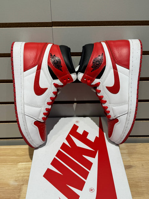 Jordan 1 Retro High OG Heritage Sz 7