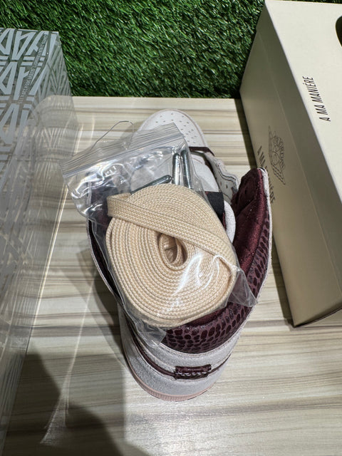 Jordan 1 Retro High OG A Ma Maniére Sz 8.5