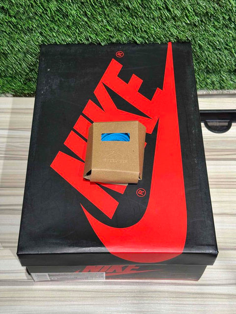 Jordan 1 Retro Low OG Black Dark Powder Blue (Women's) Sz 7M/8.5W