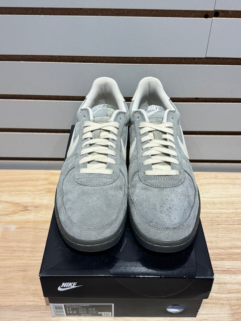 Nike Field General Light Army Natural Sz 11
