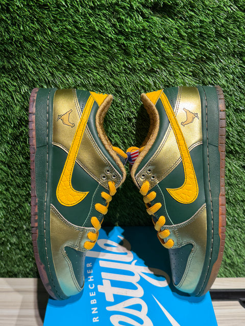 Nike SB Dunk Low Doernbecher (2018) Sz 7.5M