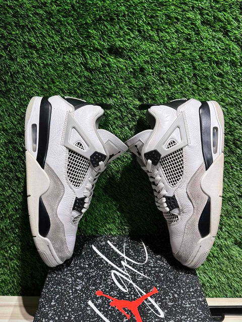 Jordan 4 Retro Military Black Sz 9.5M