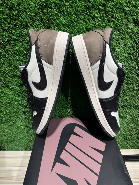 Jordan 1 Retro Low OG Mocha Sz 10.5M