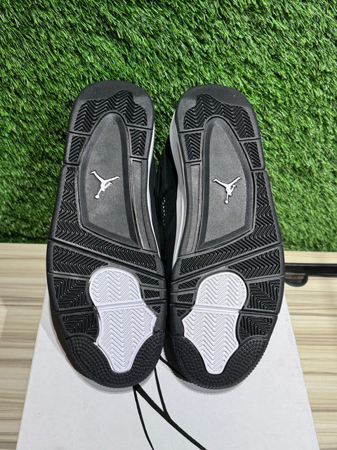 Jordan 4 Retro White Thunder Sz 11.5