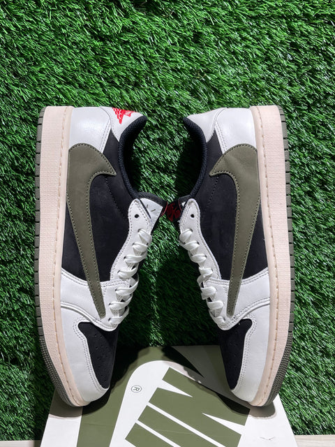 Jordan 1 Retro Low OG SP Travis Scott Olive (Women's) Sz 9M