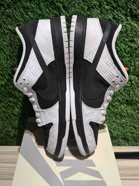 Nike SB Dunk Low TIGHTBOOTH Sz 11.5...