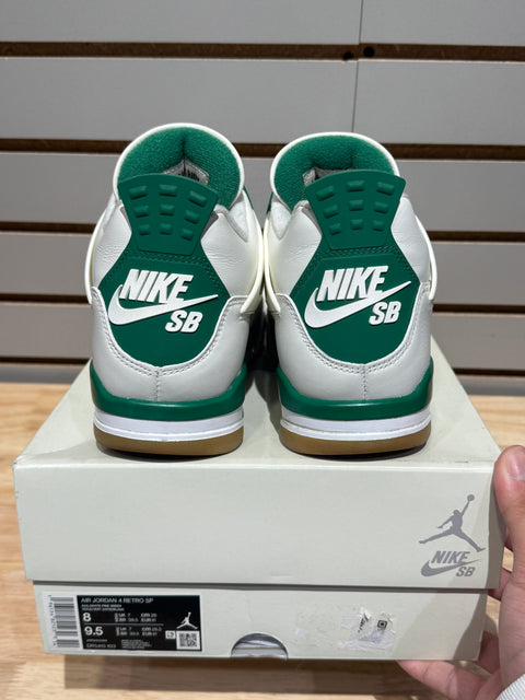 Jordan 4 Retro SB Pine Green Sz 8