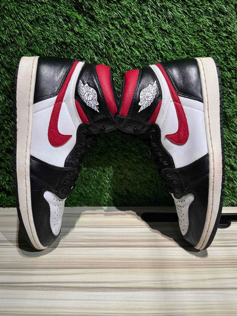 Jordan 1 Retro High Black Gym Red Sz 11.5M