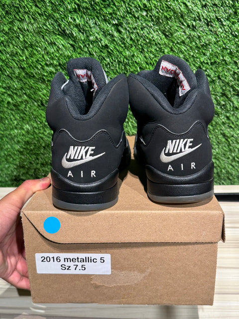 Jordan 5 Retro Black Metallic (2016) Sz 7.5M