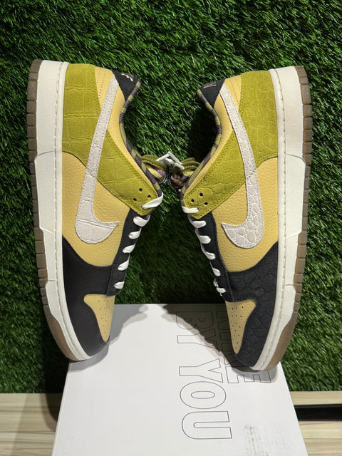 Nike Dunk By You Sz 12