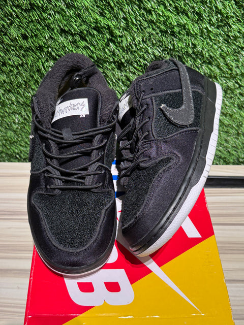 Nike SB Dunk Low Gnarhunters Sz 8M