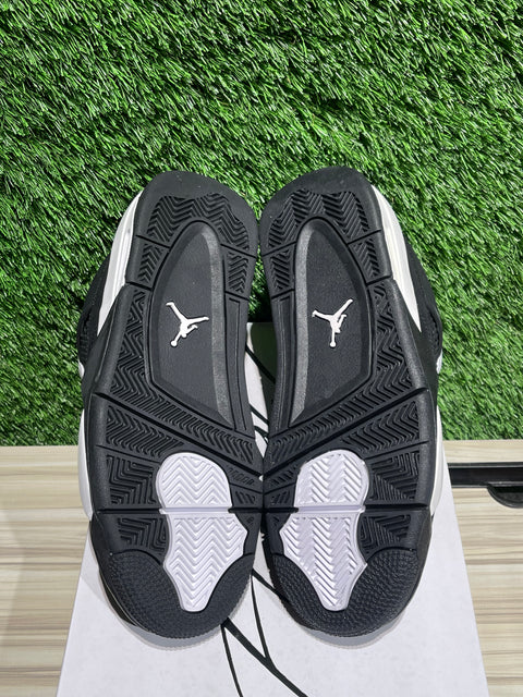 Jordan 4 Retro White Thunder (GS) Sz 7Y