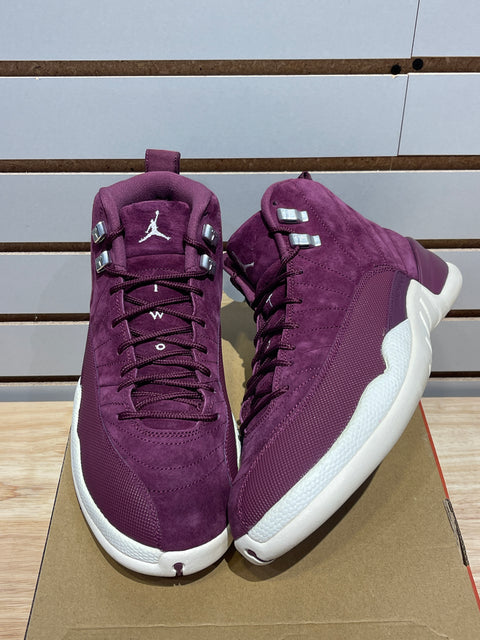 Jordan 12 Retro Bordeaux Sz 9.5