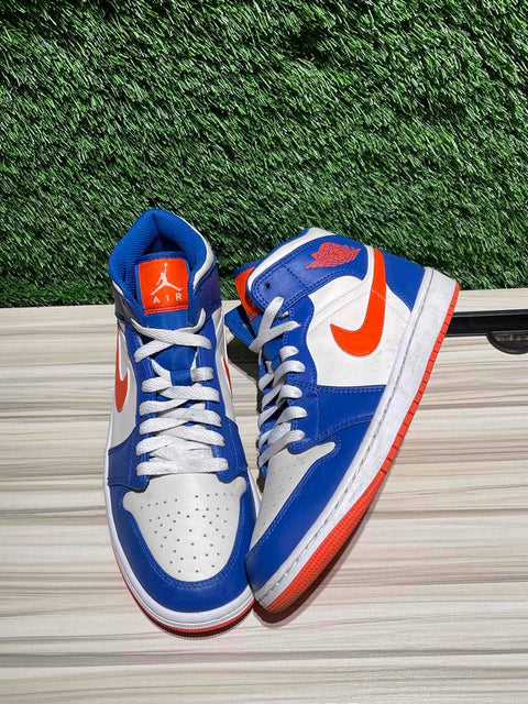 Jordan 1 Mid Knicks Sz 9M
