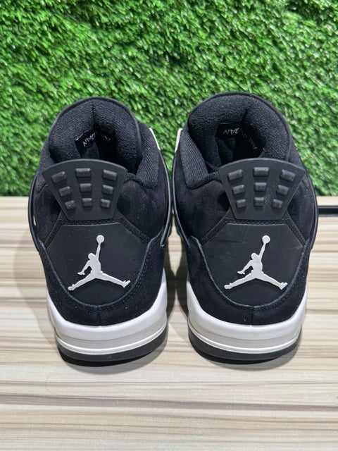 Jordan 4 Retro White Thunder Sz 11M