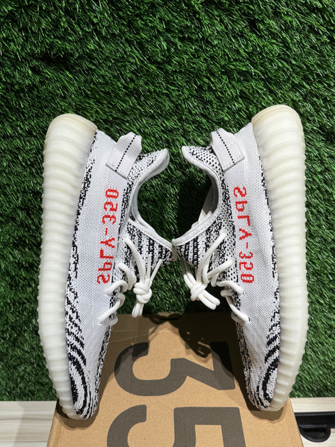 adidas Yeezy Boost 350 V2 Zebra Sz 9M