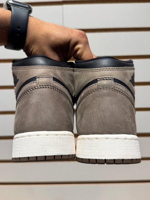 Jordan 1 Retro High OG Palomino (GS) Sz 6Y
