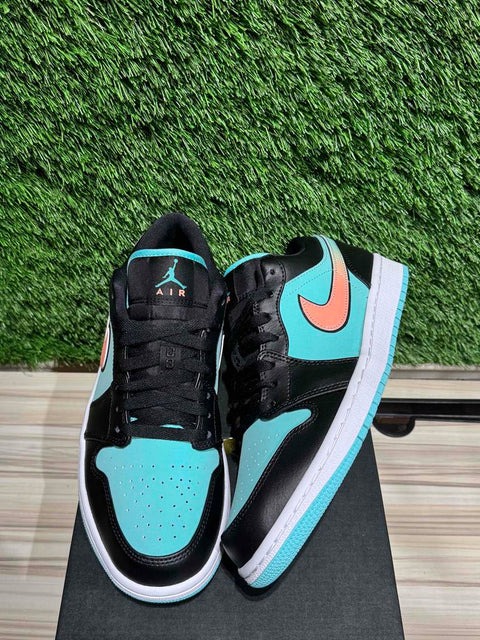 Jordan 1 Low SE Tropical Twist Sz 8.5M
