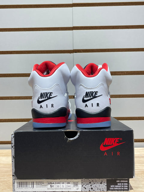 Jordan 5 Retro Fire Red Black Tongue (2025) (GS) Sz 5.5Y