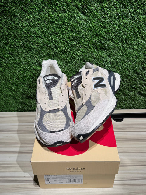 New Balance 990v3 MiUSA Teddy Santis Moonbeam Sz 9