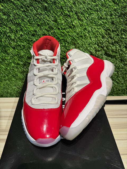 Jordan 11 Retro Cherry (2022) Sz 11