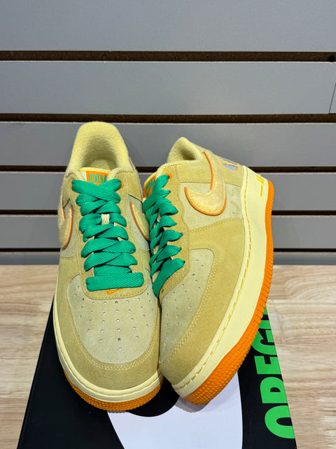 Nike Air Force 1 Low Ducks of a Feather University of Oregon Duck or Egg Sz 12.5