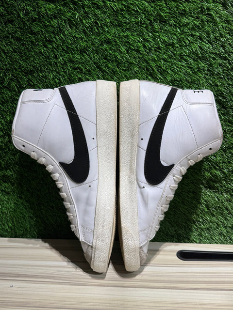 Nike Blazer Mid 77 Vintage White Black Sz 11M