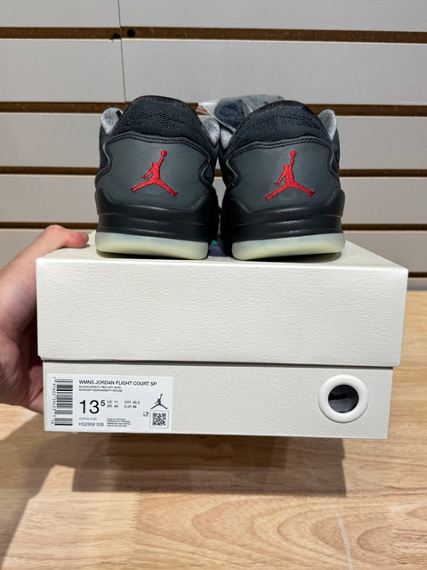 Jordan Flight Court Who Decides War Bred (Women's) Sz 12
