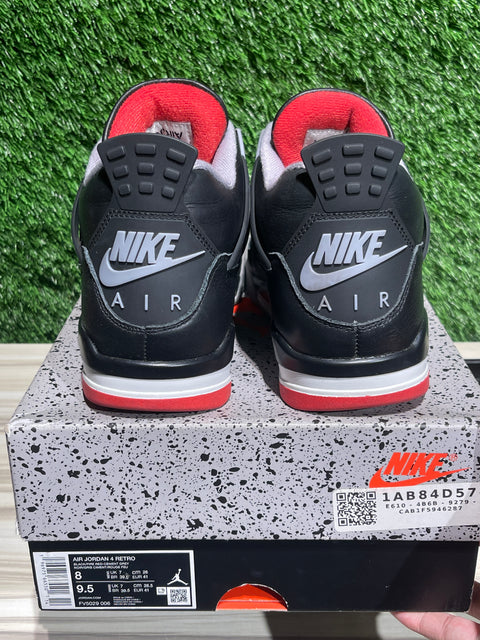 Jordan 4 Retro Bred Reimagined Sz 8M