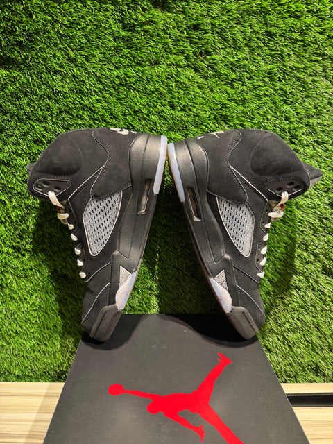 Jordan 5 Retro OG Black Metallic Reimagined Sz 9.5M.