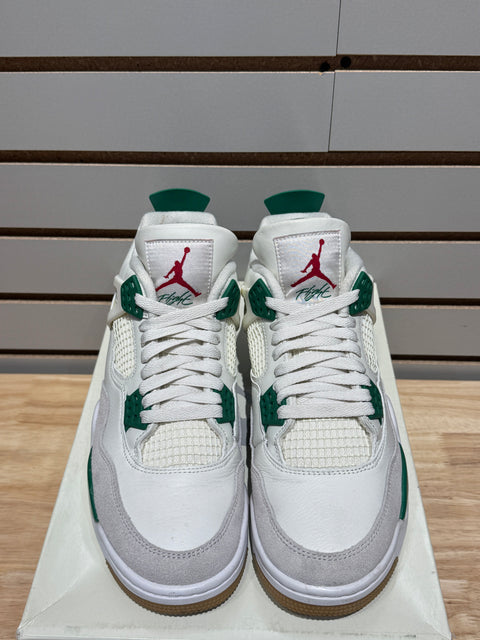 Jordan 4 Retro SB Pine Green Sz 8